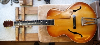 木曽福島 日本弦楽器 ピックギター: Oneself COLOR